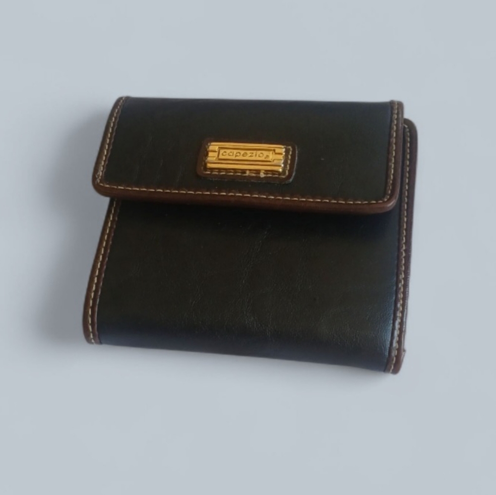 🌷Vintage Black Leather Wallet with Brown Trim